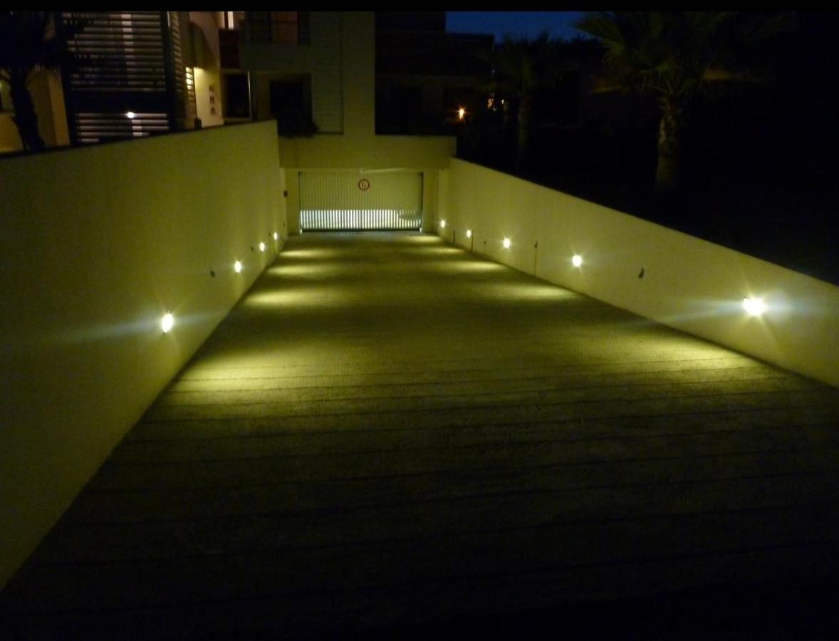 Luxury 3 Piece Garden In Cannes Marina