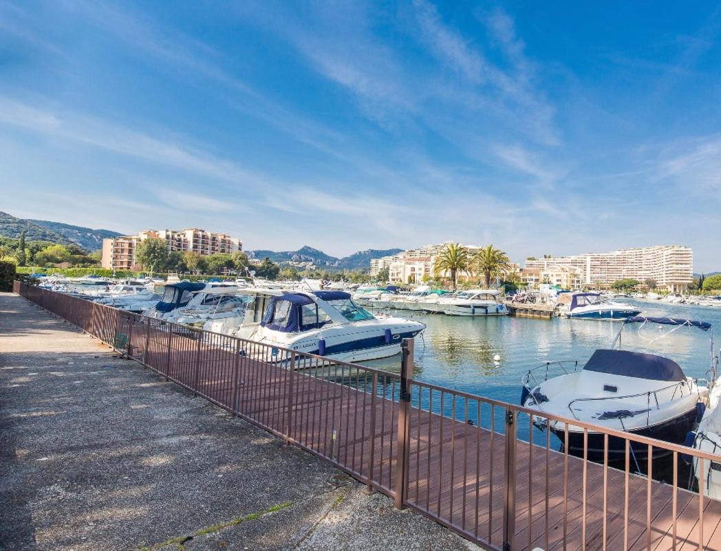 Luxury 3 Piece Garden In Cannes Marina Apartment Mandelieu-la-Napoule